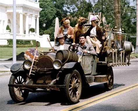 The Beverly Hillbillies backstory, plus the theme song & lyrics (1962 ...