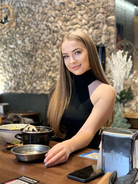 Anastasia Id From Cherkassy Ukraine Years Old Blue Eyes Blonde Hair Color