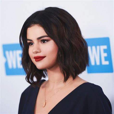 Cabello Corto Selena Gomez Certificacion Calidad Turistica