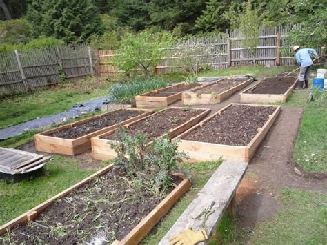 How To Build A Raised Garden Bed On Sloping Uneven Ground Artofit