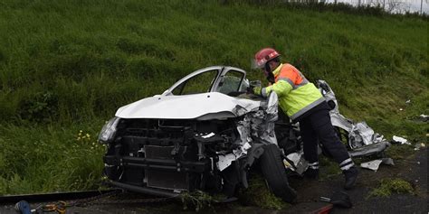 Charente Maritime 3 morts et 3 blessés graves dans un accident de voiture