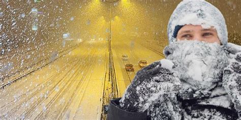 Kar Geliyor Meteoroloji Saat Verdi Lapa Lapa Kar Ya Acak