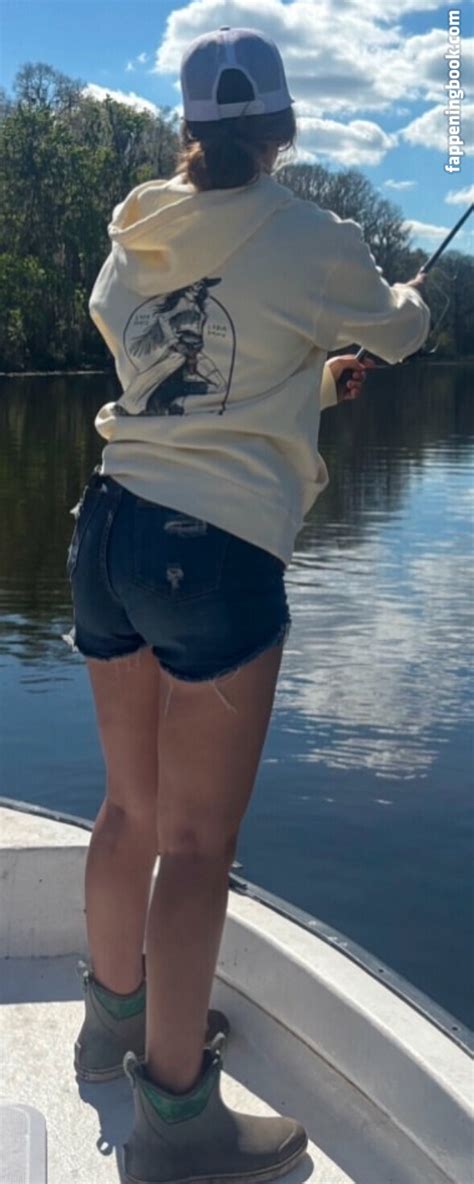 Lydia Davis L Super Puncher Nude OnlyFans Leaks Fappening FappeningBook