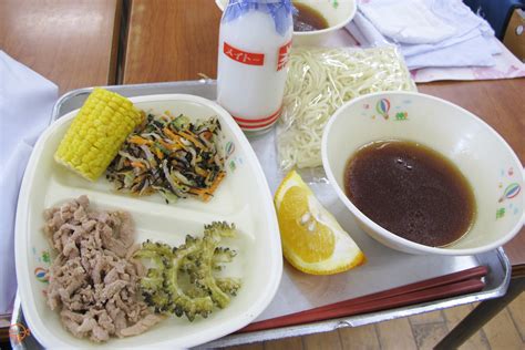 Japanese School Lunch: Why it's Awesome and One Reason it's Not (with photos)