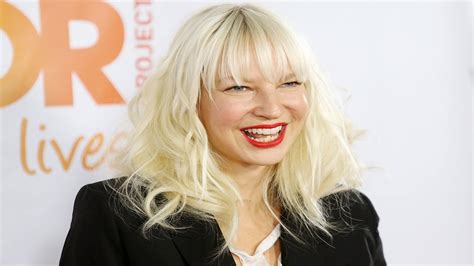 Sia To Release Her Album Everyday Is Christmas On 17 November A Month