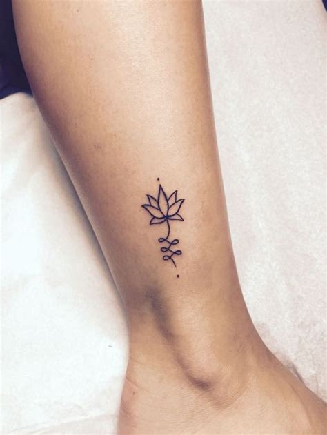 25 Intricate Small Flower Tattoo Designs And Ideas For Women Entertainmentmesh