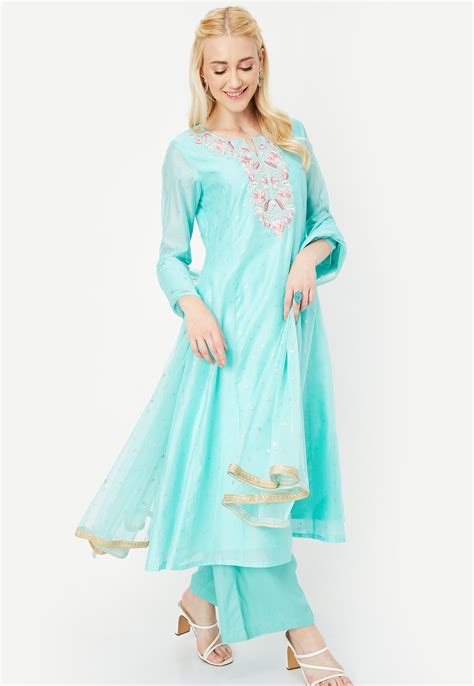 Buy Women Embroidered Layered Kurta Set Online At Just Rs 1999 0