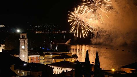 IT Riva Del Garda Lake Garda Fireworks 2018 Fuochi D Artificio