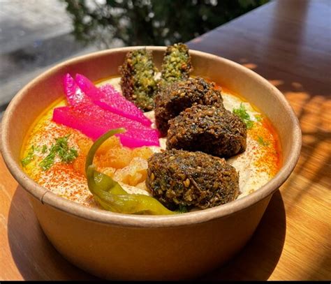 Falafels Mermaid Waters Updated 2024 Restaurant Reviews Menu