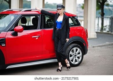 9 981 Sexy Blonde Car Images Stock Photos Vectors Shutterstock