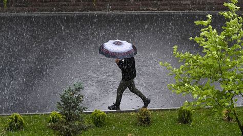 Meteoroloji Den Kente Uyar Kuvvetli Sa Anak Geliyor