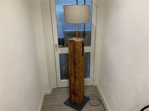 Upcycling Wohnart Lampen aus Holzbalken Upcycling Möbel für ein