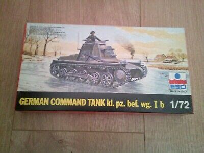 L Esci Model Kit German Command Tank Kl Pz Bef Wg I B