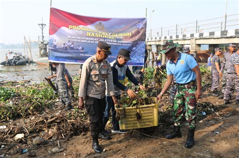 Pangkalan TNI Angkatan Laut Lanal Palembang Laksanakan Program Kali