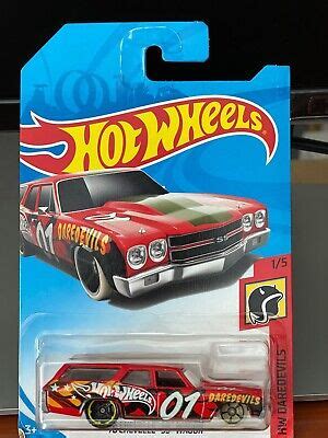 HOT WHEELS HW DAREDEVILS 70 CHEVELLE SS WAGON 1 RED 1 5 EBay