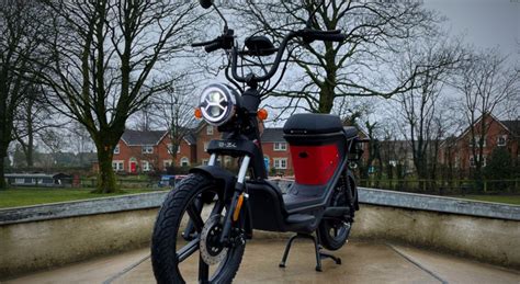 Top Electric Mopeds Scooters For Motorhome Owners Lexham Insurance