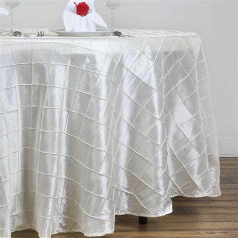 132 Ivory Round Pintuck Tablecloth With Images Patterned Napkins