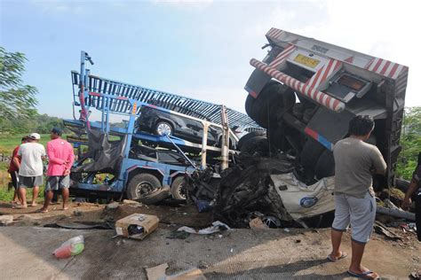 Kronologi Kecelakaan Di Tol Semarang Solo Hingga Tewaskan 8 Orang