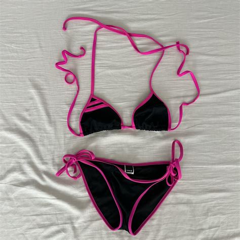 Hurley Bikini Set Worn Excellent Condition No Depop