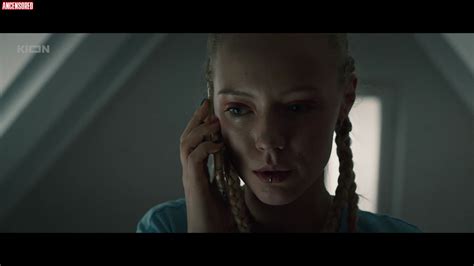 Naked Viktoriya Agalakova In Spit