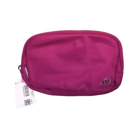 New Lululemon Everywhere Belt Bag Wild Berry Womens Handbags