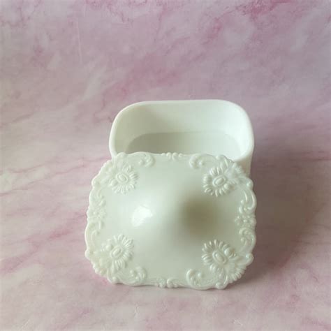 Vintage Victorian White Milk Glass Vanity Box Lidded Gem