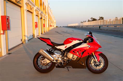 Bmw Updates The 2015 S1000rr Autoevolution