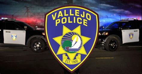 Vallejo police shoot armed robbery suspect after brief car chase - CBS ...