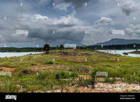 karapuzha dam  popular tourist attraction  wayanad district