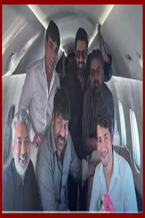 Viral Image Megastar Chiranjeevi Surprises Mahesh Babu On Flight 2022