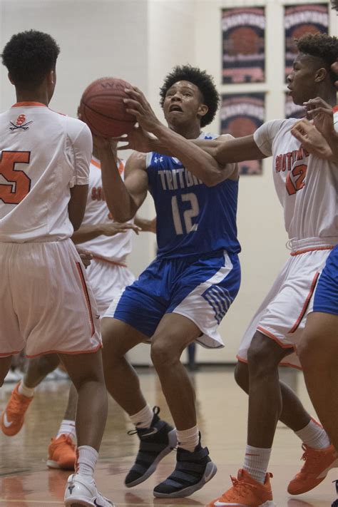 High school basketball playoff pairings set, Overhills boys get bye