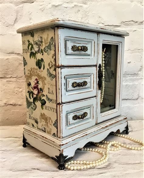 Beautiful And So Elegant Shabby Chic Jewellery Box Vintage Jewelry