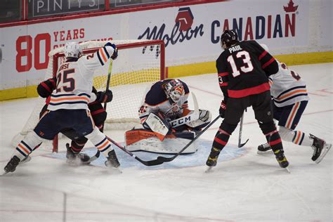 Lowetide: Mike Smith’s return calms the Oilers goalie hysteria — for ...