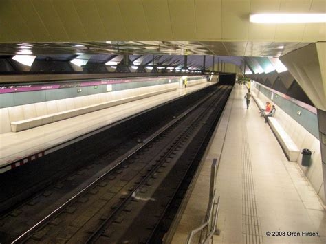 Barcelona Metro Stations | Oren's Transit Page