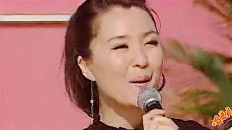 黑鸭子组合演唱《军港之夜》，歌声轻柔美妙，醉人心扉！音乐流行乐好看视频