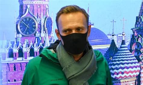 Alexei Navalny fury: Putin's jailed rival urges Russians to protest ...