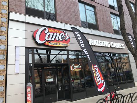 New Chicken Restaurant Opens | RogersEdge Reporter