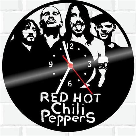 Relógio De Madeira MDF Parede Red Hot Chili Peppers 1 RB Criações Relógio Despertador de