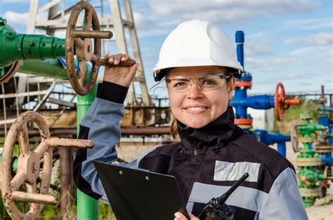 Petroleum Engineering - DiscoverE