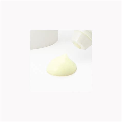 Sunkiller Perfect Water Essence SPF 50+ – Kirari