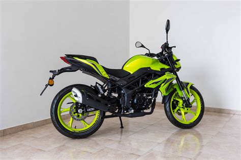 Benelli BN 125 NOVA Mário Patrão