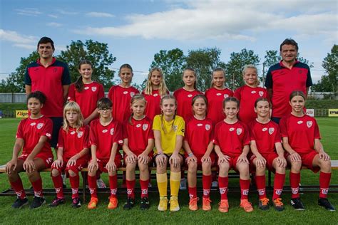 Mladší žákyně zahájily odvety základní části soutěže úspěšně | FK Pardubice