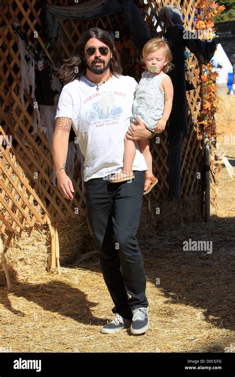 Harper willow grohl hi-res stock photography and images - Alamy