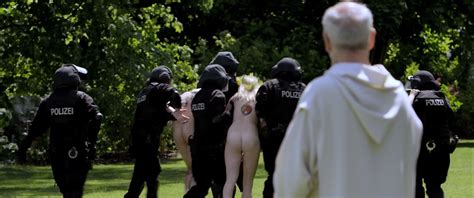 Nude Video Celebs Marie Josee Croze Nude Giulia Ando Nude Le Confessioni 2016