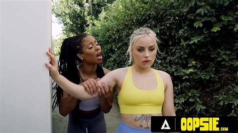 Vidéos kira noir XVIDEOS