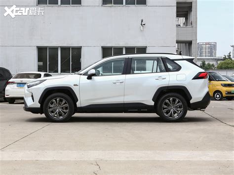 【2023款rav4荣放 20l Cvt两驱20周年铂金纪念版整体外观 8231张图片】汽车图片大全爱卡汽车