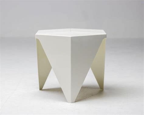 Prismatic Table Von Isamu Noguchi F R Vitra Bei Pamono Kaufen