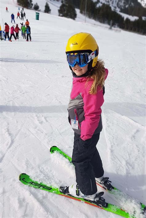 Skiing In The Pyrenees From Barcelona - Family Off Duty