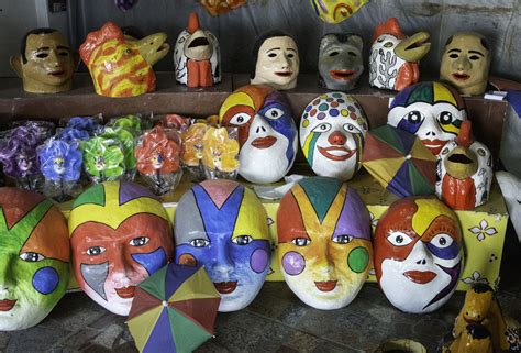 Notícia: Centro Nacional de Folclore apresenta máscaras carnavalescas ...