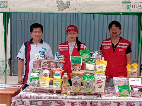 Huánuco Qali Warma participa en feria informativa para la compra de